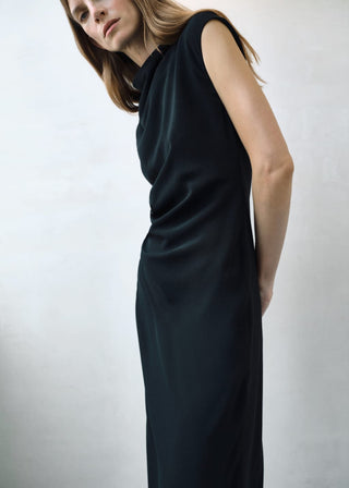 Vestido Midi con Detalle Fruncido