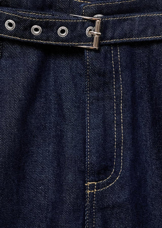 Jeans Talle Medio con Cinturón