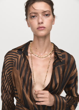 Vestido Manga Larga Satinado Estampado Rayas