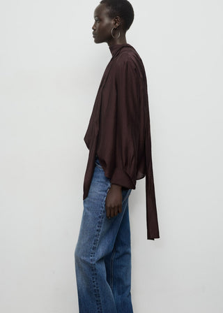 Blusa Manga Larga con Detalle Fular