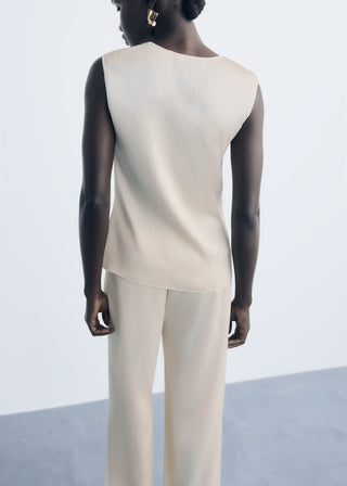 Blusa sin Mangas con Tejido Plisado