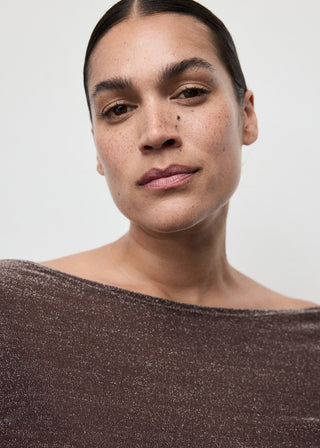 Camiseta Cuello Barco con Brillos