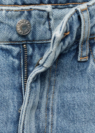 Jeans Rectos Talle Medio con Bolsillos