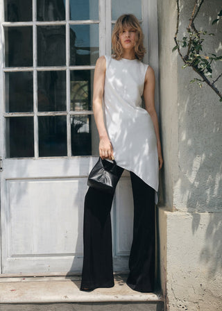 Bolso de Mano con Asa Metálica