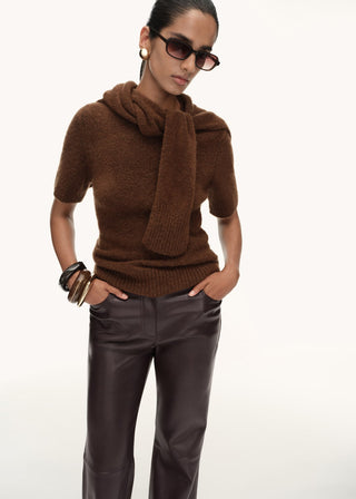 Pantalón Flare Talle Medio con Bolsillos