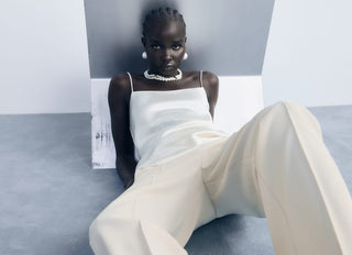 Pantalón Recto Talle Medio con Bolsillos