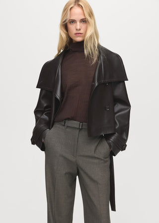 Pantalón Recto Talle Medio con Bolsillos