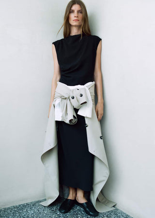 Vestido Midi con Detalle Fruncido