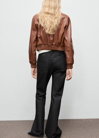 Jeans Acampanados Talle Medio con Bolsillos