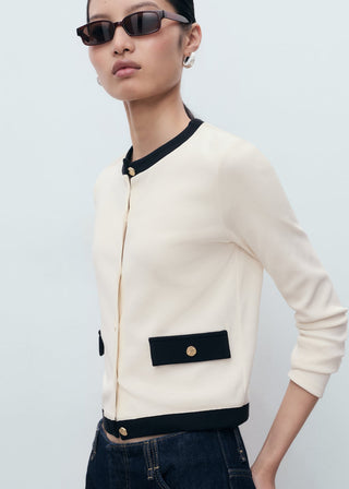 Cárdigan con Detalle en Contraste
