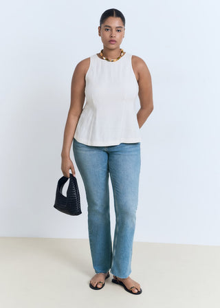 Jeans Flare Talle Medio con Bolsillos