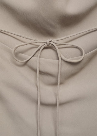 Blusa Asimétrica con Espalda Abierta