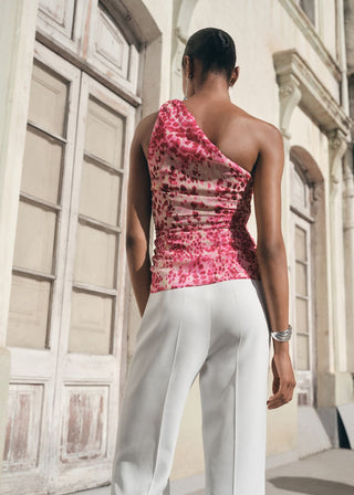 Blusa Asimétrica con Estampado