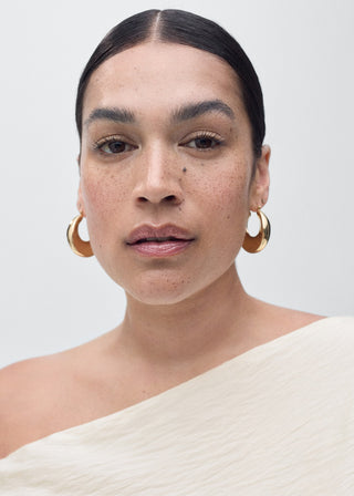 Blusa Manga Corta con Cuello Asimétrico