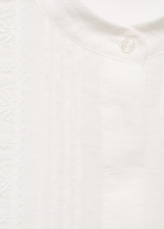 Blusa Manga Larga con Detalles Romanticos