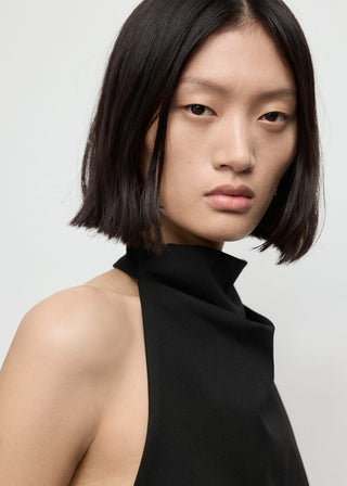 Blusa Halter con Espalda Abierta