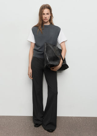 Chaleco de Punto con Detalle Costuras