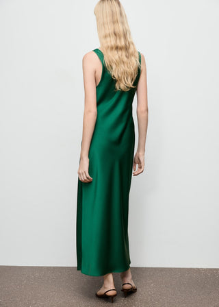 Vestido Satinado con Cuello Escotado