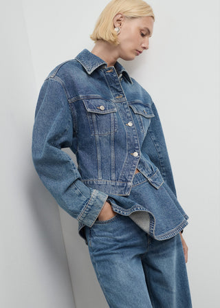 Chaqueta Denim Entallada con Bolsillos
