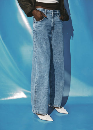 Jeans Corte Recto Efecto Arrugado
