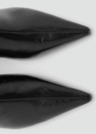 Botín de Punta con Efecto Charol