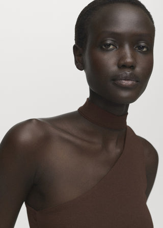 Blusa Asimétrica con Diseño Fular