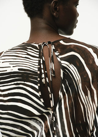 Blusa Manga Larga Estampado Animal Print