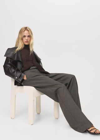 Pantalón Recto Talle Medio con Bolsillos