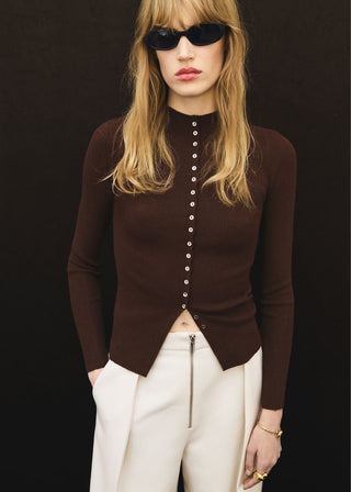 Cárdigan de Punto con Detalle Botones