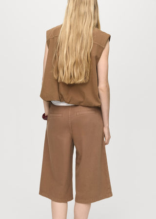 Chaleco Denim con Bajo Abullonado