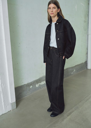 Jeans Barrel Talle Alto con Bolsillos