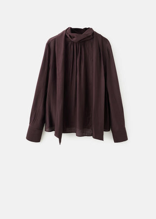 Blusa Manga Larga con Detalle Fular