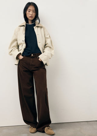 Jeans Barrel Talle Medio con Bolsillos