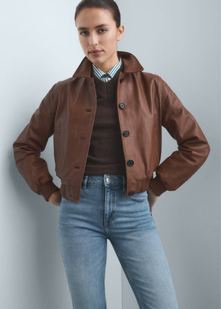 Jeans Flare Talle Medio con Bolsillos