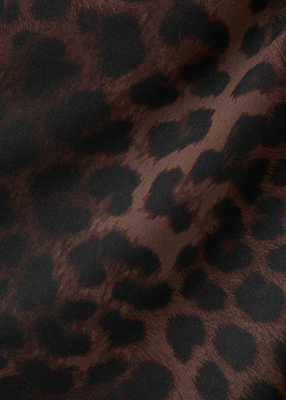 Blusa con Cuello Asimétrico Estampado Animal Print