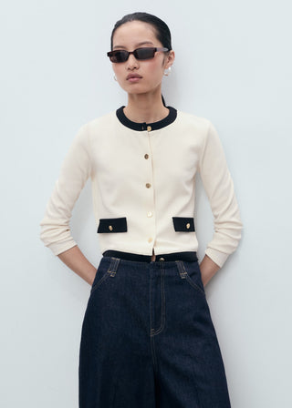 Cárdigan con Detalle en Contraste