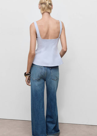 Blusa de Tirantes Corte Acampanado