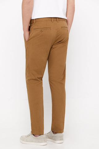 Pantalón Slim Fit Café