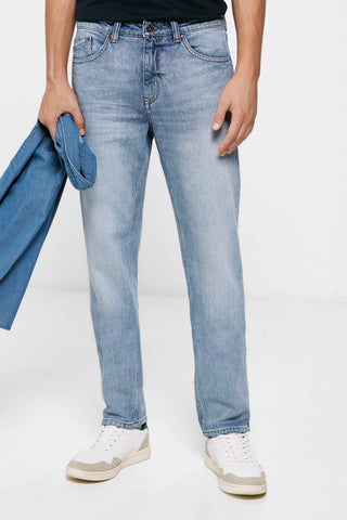 Jeans Corte Regular Fit, Azul Claro