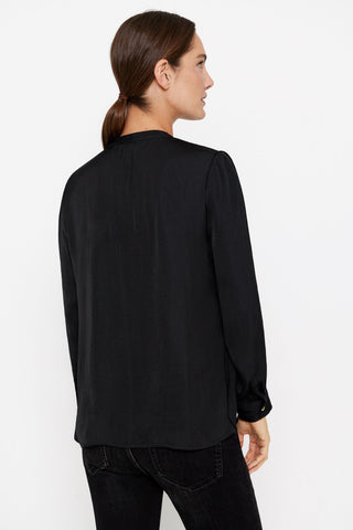 Blusa Cuello Mao Satinada, Negro