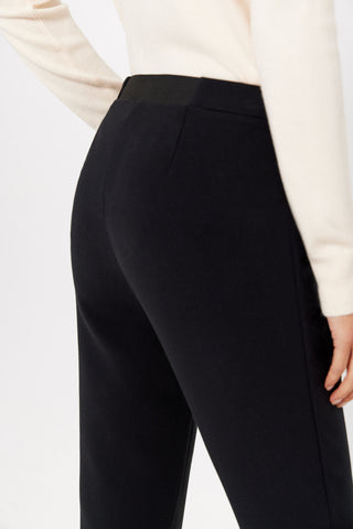 Pantalón con Cintura Elástica y Bolsillos, Negro