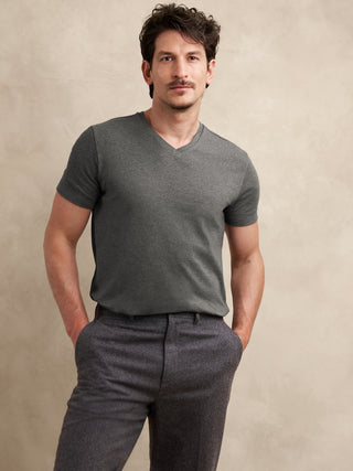 Camiseta Cuello V de Algodón, Gris Oscuro